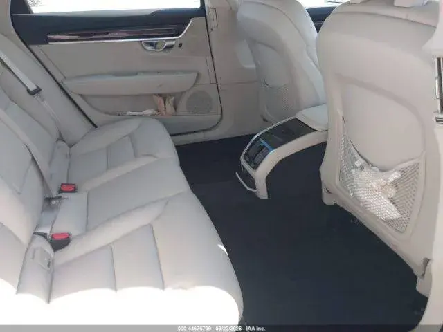 VOLVO S90 T5 MOMENTUM 2018