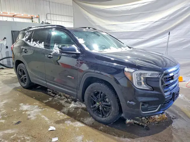 GMC TERRAIN AT4 2024