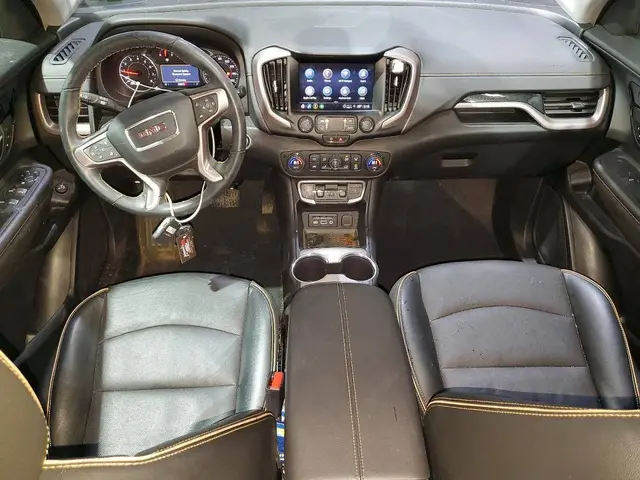 GMC TERRAIN AT4 2024