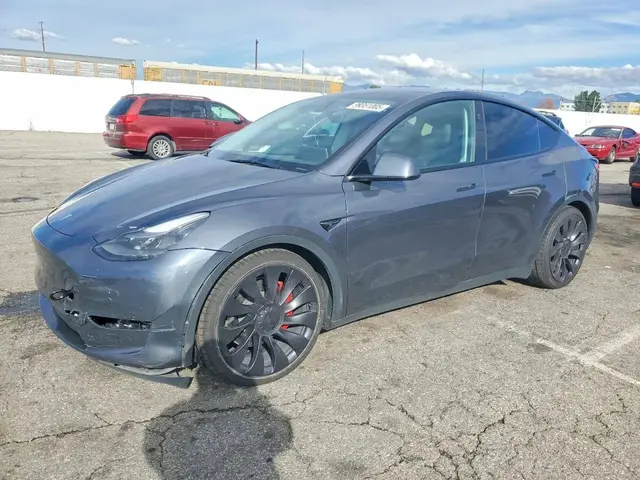 TESLA MODEL Y 2023