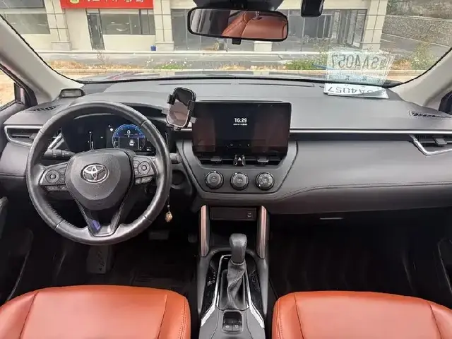 TOYOTA COROLLA CROSS 2022