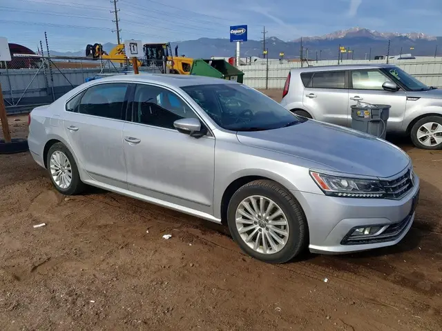 VOLKSWAGEN PASSAT SE 1 2016
