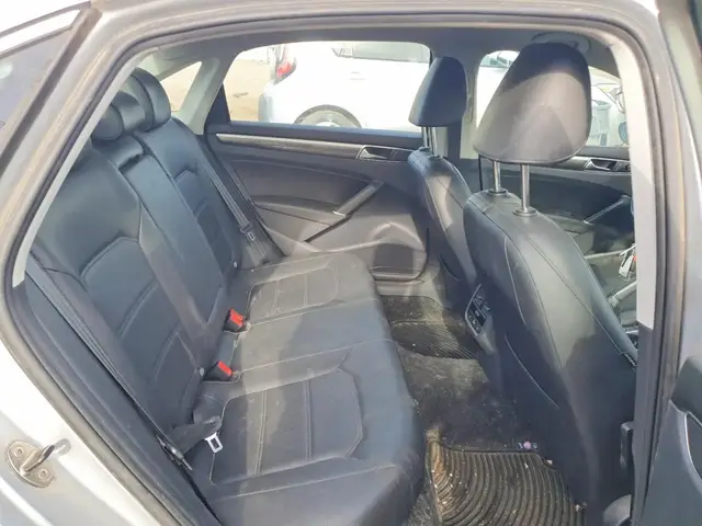 VOLKSWAGEN PASSAT SE 1 2016