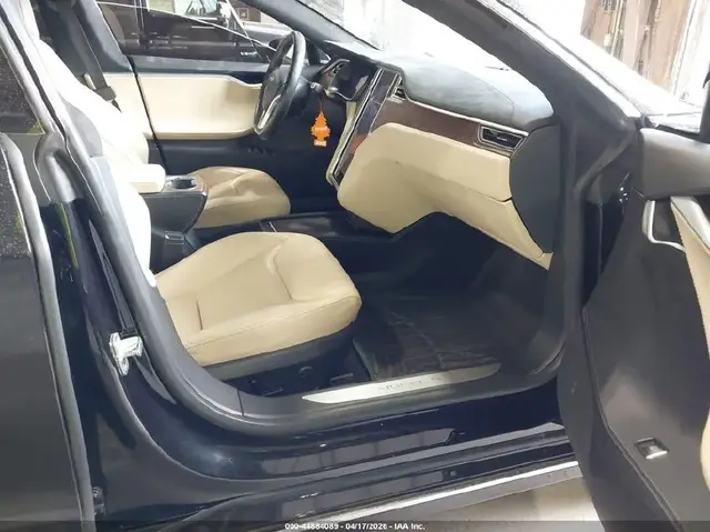 TESLA MODEL S 75D 2017