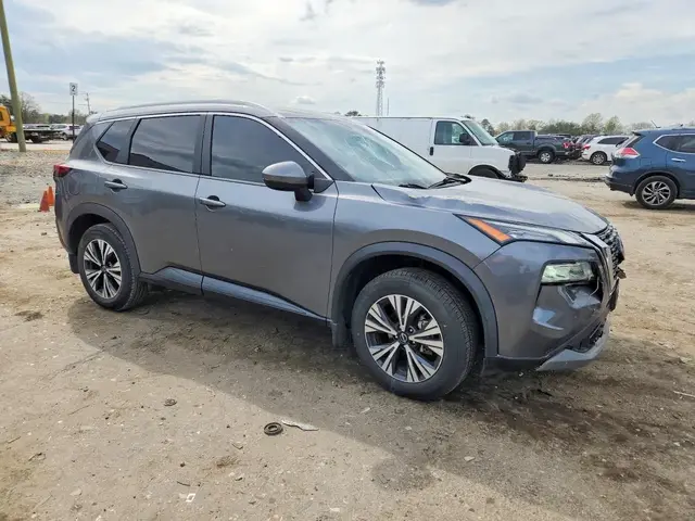 NISSAN ROGUE SV 2022