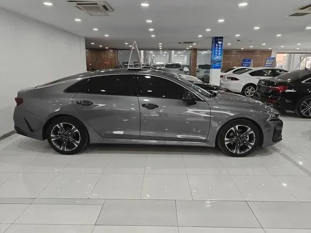 KIA K5 REFRESH EDITION СОВРЕМЕННОЕ ОСНАЩЕНИЕ С АКТУАЛЬНЫМИ ОПЦИЯМИ 2021