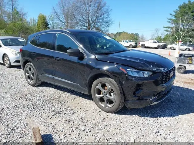 FORD ESCAPE ST-LINE 1 2024