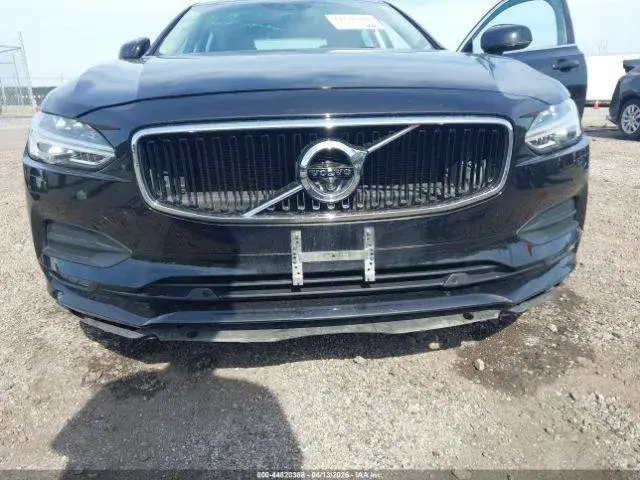 VOLVO S90 ПОЛНЫЙ ПРИВОД 2018
