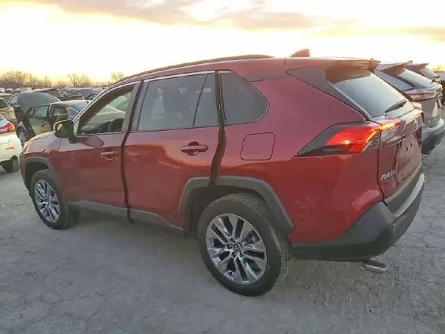 TOYOTA RAV4 PREMIUM 2023