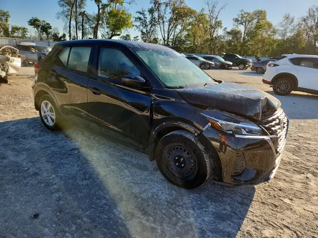 NISSAN KICKS S 2022