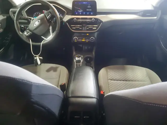 FORD ESCAPE SE 2021