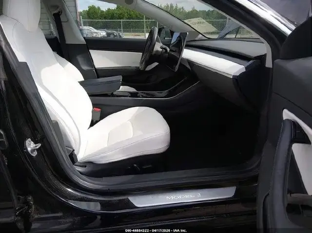 TESLA MODEL 3 LONG RANGE/PERFORMANCE 2018