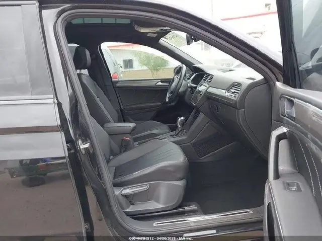 VOLKSWAGEN TIGUAN SE 2022
