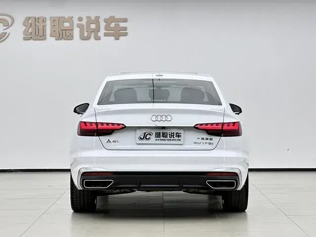 AUDI A4L FASHION DYNAMIC EDITION 2022