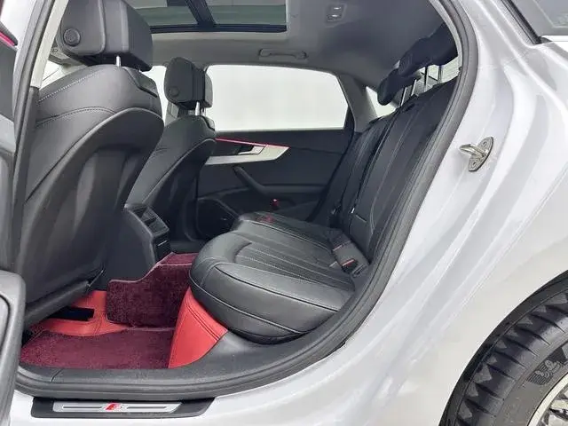 AUDI A4L FASHION DYNAMIC EDITION 2022