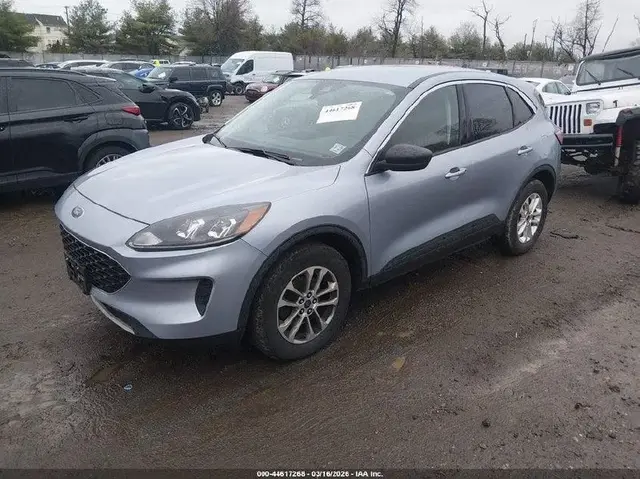 FORD ESCAPE SE 2022