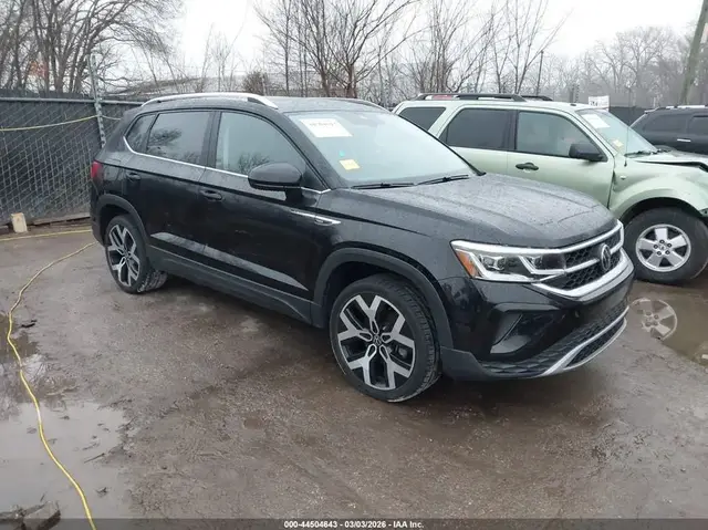 VOLKSWAGEN TAOS SEL 2022