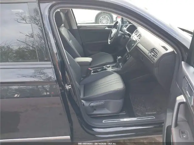 VOLKSWAGEN TIGUAN 2024