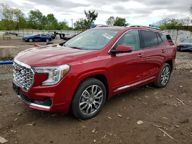 GMC TERRAIN КОТОРЫЙ МОМЕНТАЛЬНО ПРИКОВЫВАЕТ К СЕБЕ ВЗГЛЯДЫ НА ДОРОГЕ 2023