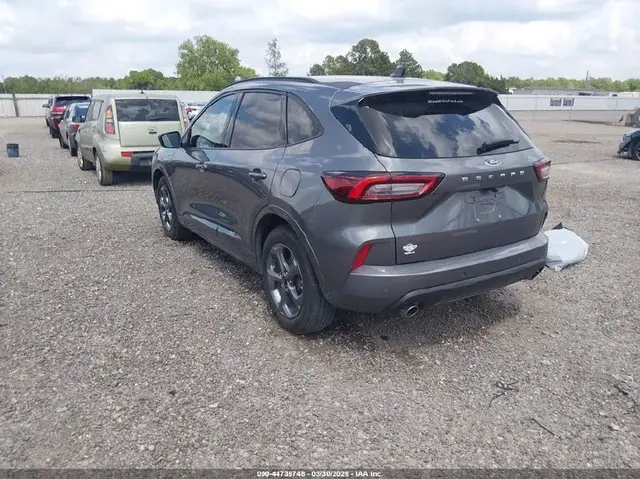 FORD ESCAPE ST 2024