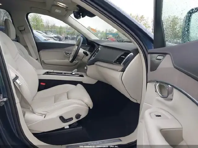 VOLVO XC90 B6 ULTRA 2025
