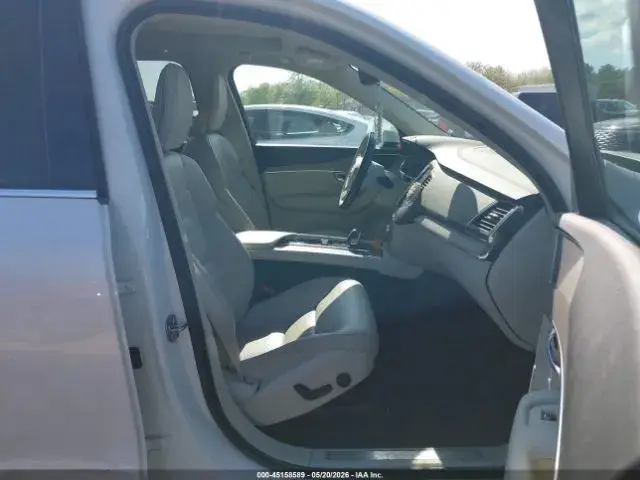 VOLVO XC90 ПОЛНЫЙ ПРИВОД 2023
