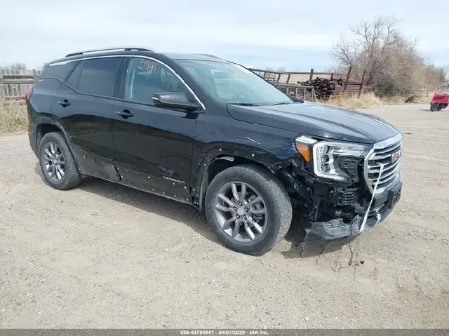 GMC TERRAIN SLT 2024