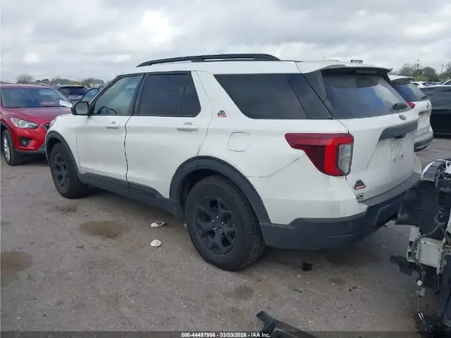 FORD EXPLORER TIMBERLINE 2022