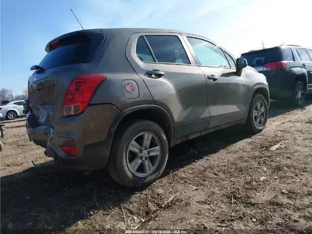CHEVROLET TRAX AWD LS 2021
