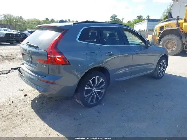 VOLVO XC60 B5 MOMENTUM 2022