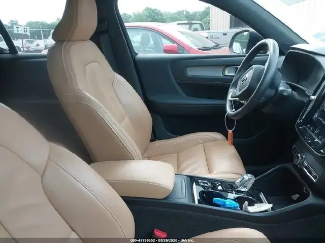 VOLVO XC40 T5 INSCRIPTION 2022