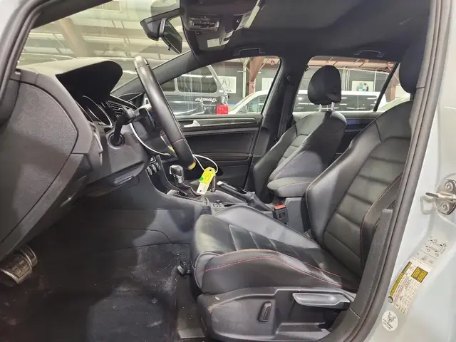 VOLKSWAGEN Golf GTI S 2019