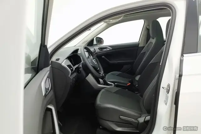 VOLKSWAGEN T-CROSS COMFORT EDITION 2022