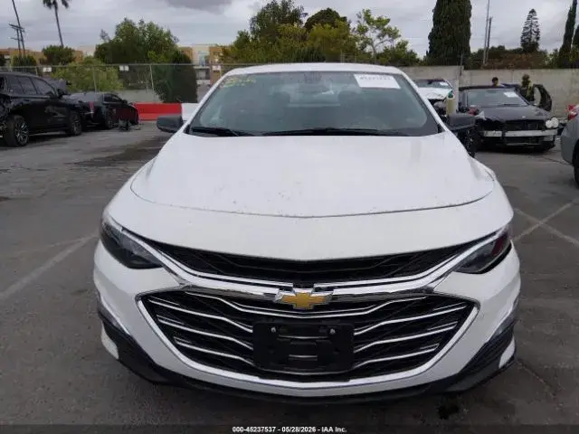 CHEVROLET MALIBU ОТ КОТОРОЙ КОНКУРЕНТЫ КУСАЮТ ЛОКТИ 2022
