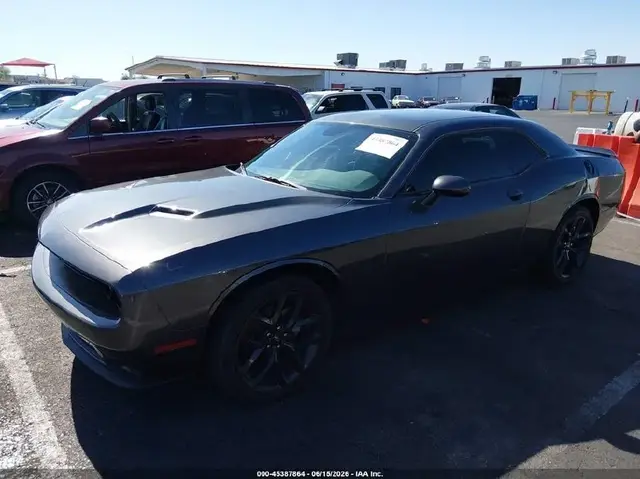 DODGE CHALLENGER SXT 2022