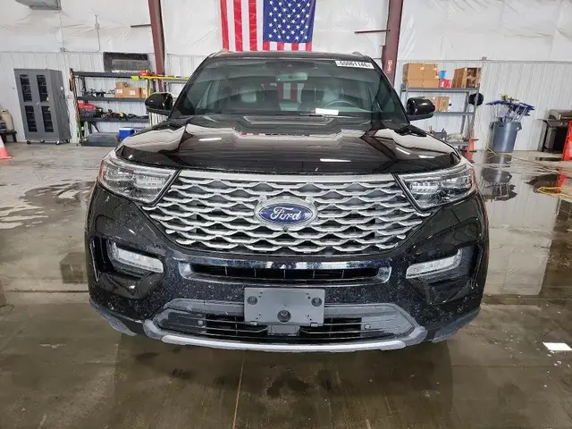 FORD EXPLORER PLATINUM 2023