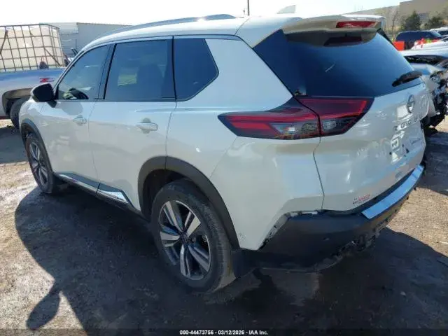 NISSAN ROGUE PLATINUM 2023