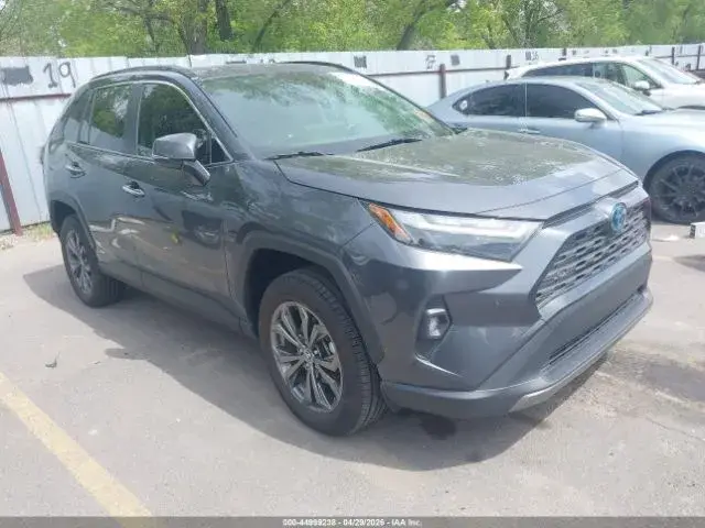 TOYOTA RAV4 LIMITED АБСОЛЮТНЫЙ ТОП КОЖАНЫЙ САЛОН ПРЕМИАЛЬНАЯ МУЗЫКА ВЕНТИЛЯЦИЯ СИДЕНИЙ ПРОДВИНУТЫЕ АССИСТЕНТЫ ВО 2023