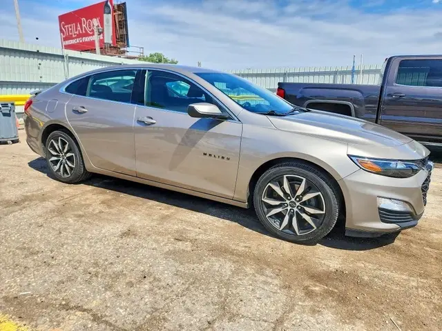 CHEVROLET MALIBU RS 2022