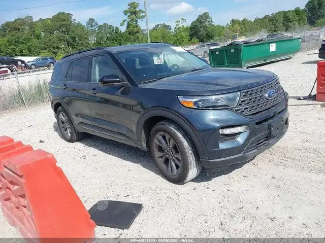 FORD EXPLORER XLT 2022