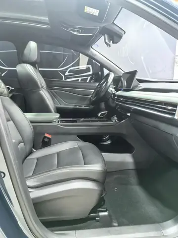 GEELY HAOYUE L FLAGSHIP MODEL 2024