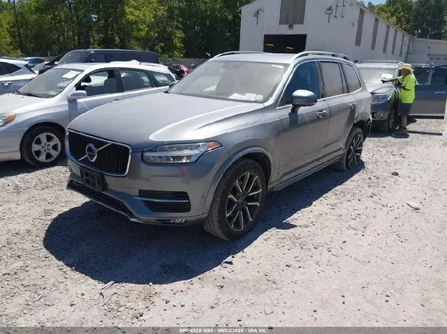 VOLVO XC90 T5 MOMENTUM 2018