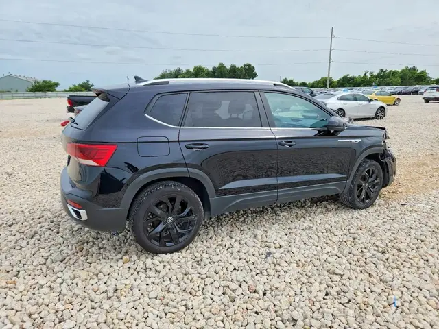 VOLKSWAGEN TAOS SE 2023