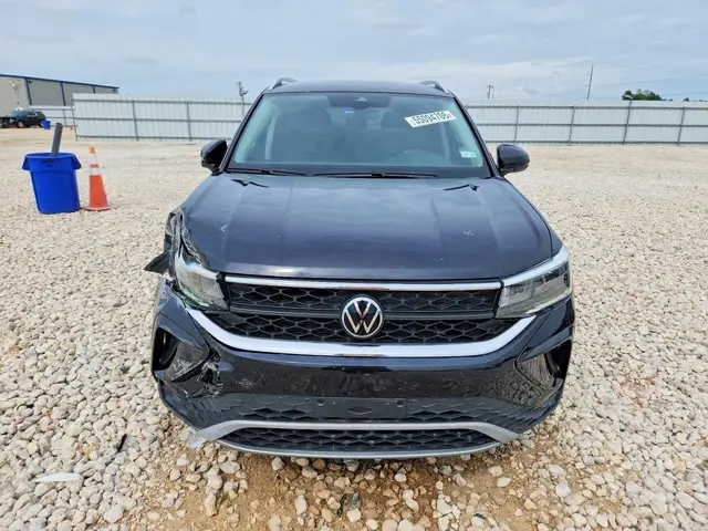 VOLKSWAGEN TAOS SE 2023