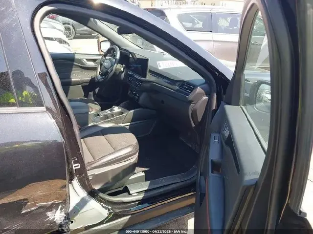 FORD ESCAPE ST-LINE 2023
