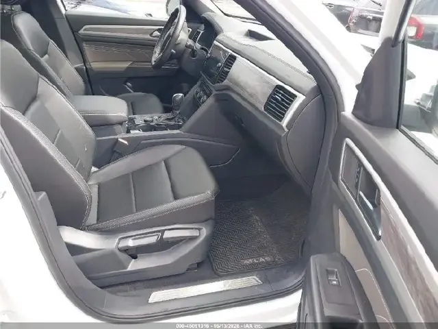 VOLKSWAGEN ATLAS CROSS SPORT 2 2023