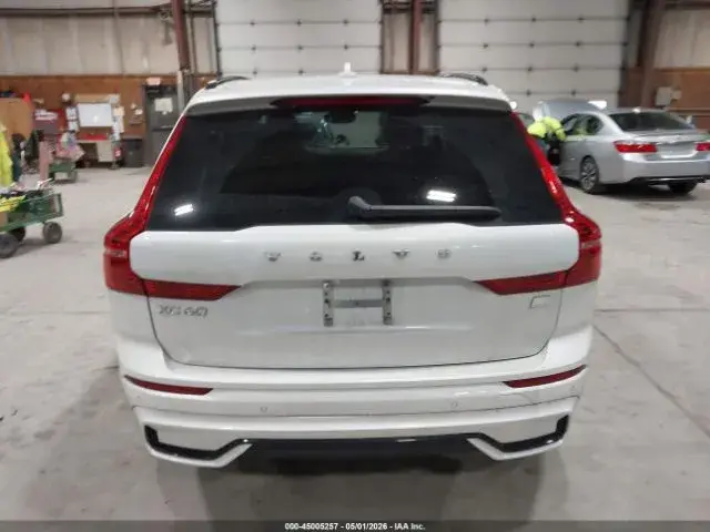 VOLVO XC60 RECHARGE PLUG-IN HYBRID 2024