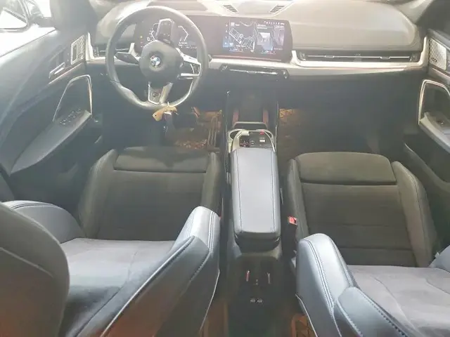 BMW X1 ПОЛНЫЙ ПРИВОД 2023