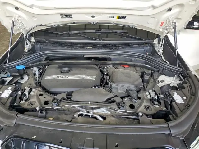 BMW X1 ПОЛНЫЙ ПРИВОД 2023