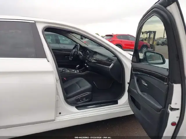 BMW 528I 2016